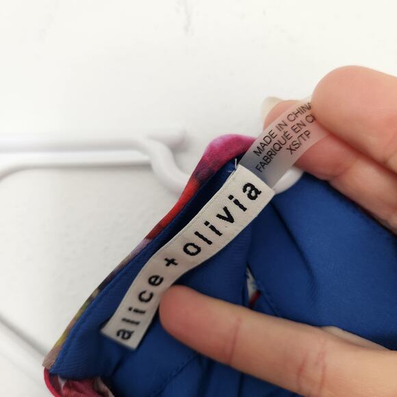 Alice + Olivia Silk Halter Top XS Tie Dye‎ Designer Party Resortwear Cocktail - Picture 6 of 8